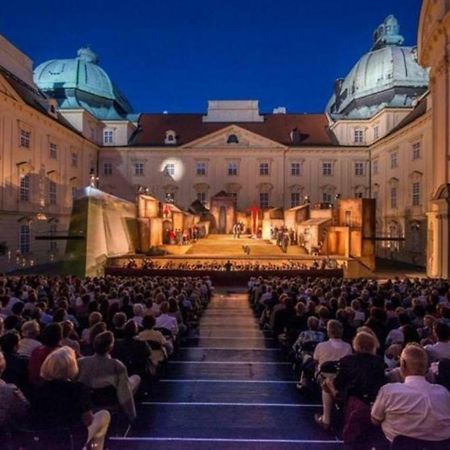 Stifts-Suite Klosterneuburg Exteriör bild