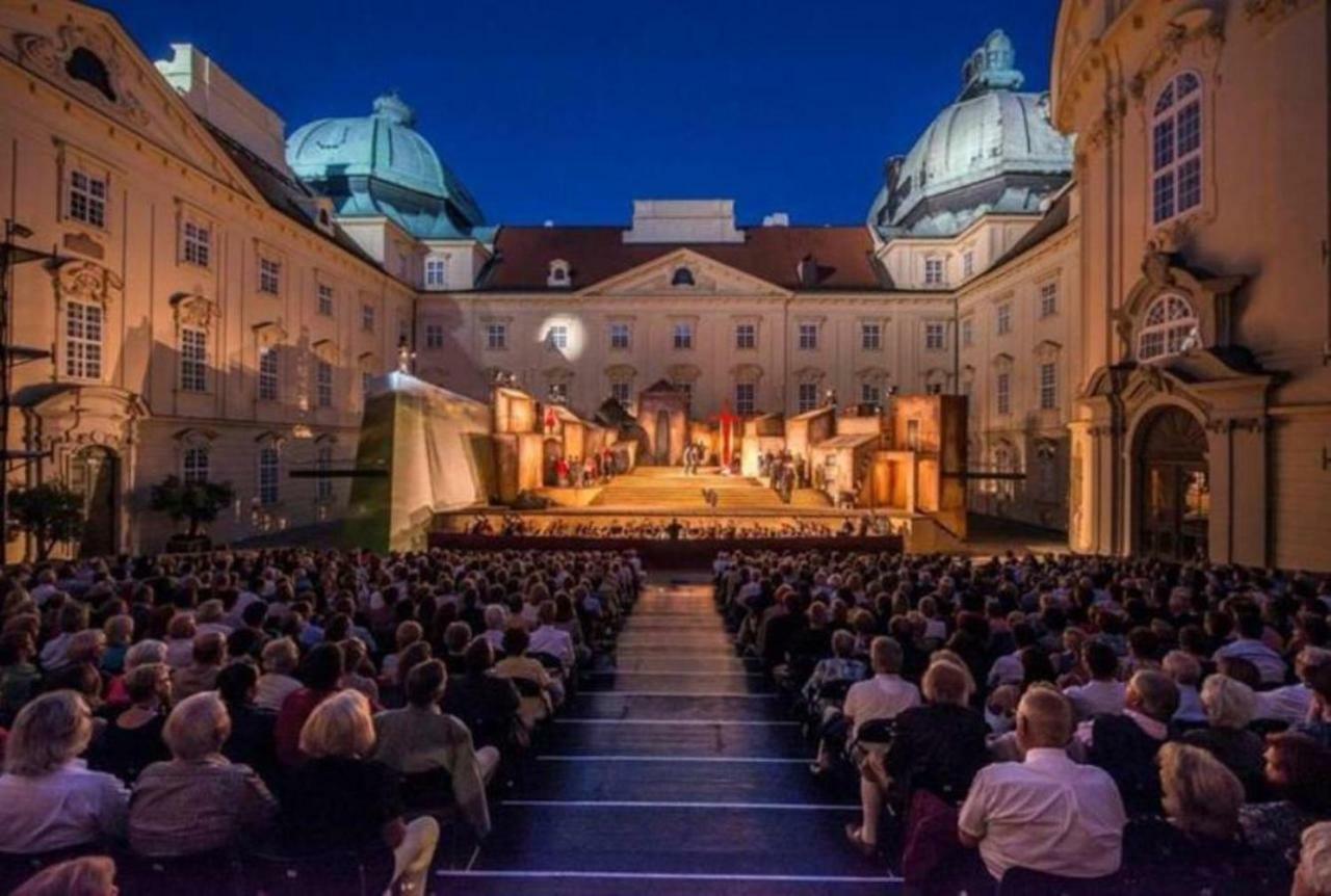 Stifts-Suite Klosterneuburg Exteriör bild